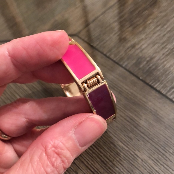 Avon - Mark PRETTY MIGHTY Empowerment Bracelet - Picture 10 of 15